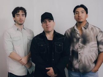 Eslabón Armado trae las vibras de noche a la CDMX por primera vez. 