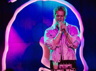 TV Girl una única noche en el Pepsi Center